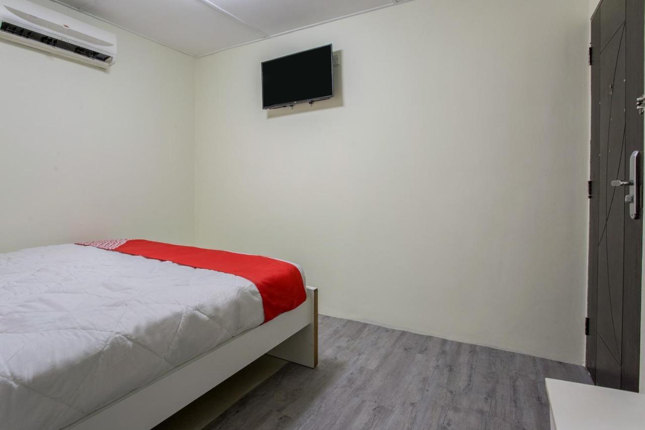 OYO 822 Zande Motel Kuala Selangor Exterior foto