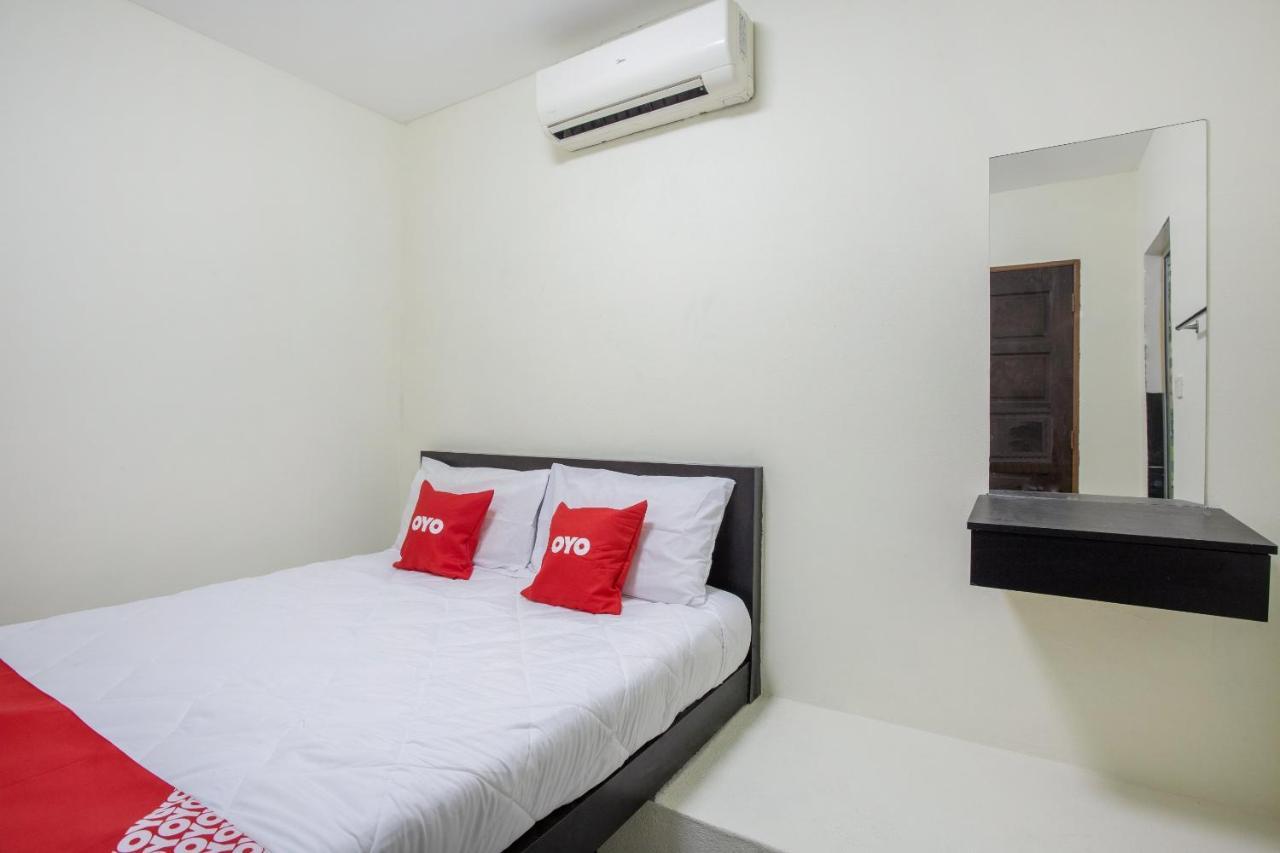 OYO 822 Zande Motel Kuala Selangor Exterior foto
