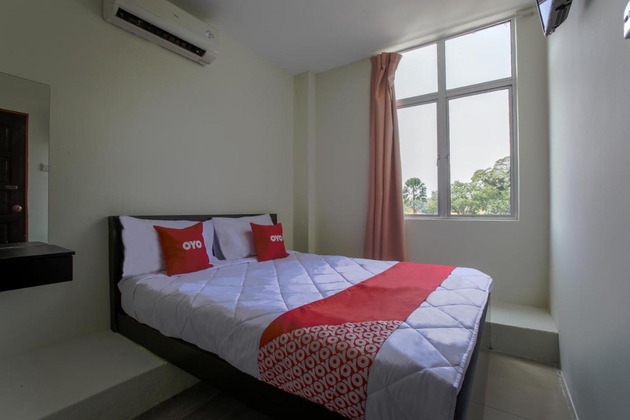 OYO 822 Zande Motel Kuala Selangor Exterior foto